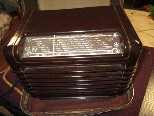 Radio tavolo valvole - da,