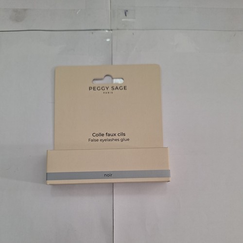 Peggy sage colla ciglia finte - peggy,