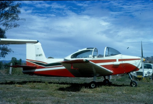 958 mti victa - p-958, airtourer