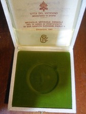 Empty box for 44mm Vatican Year VI medal