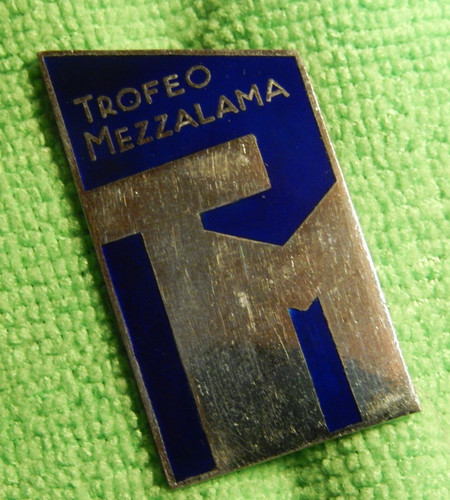 Distintivo trofeo mezzalama - trofeo,