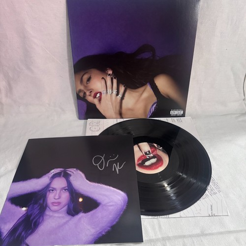 Olivia rodrigo guts signed - rodrigo,