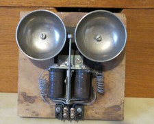 VECCHIA SUONERIA A DOPPIA CAMPANA ROTONDA BASSA TENSIONE (TA27)