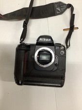 [NOT TESTED] Nikon D1X 5.3MP