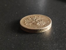 One Pound inglese 1984