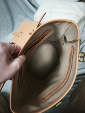 Louis Vuitton Bucket GM –