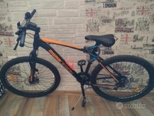 Vendo bicicletta MOMODESIGN