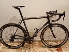 bici da corsa in carbonio