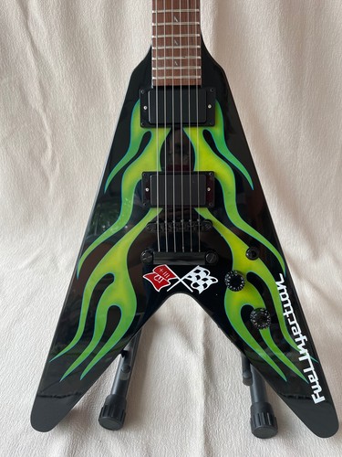 Chitarra elettrica forma - chitarra, v