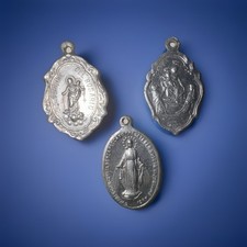 Lotto Tre Medagliette Sacre Devozionali