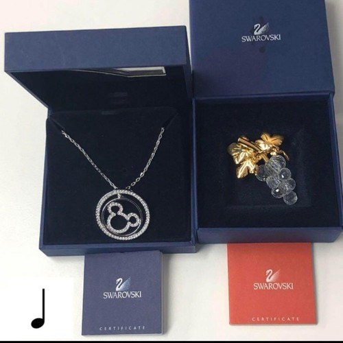 Set collana spilla uva - collana, e