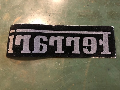 Patch scritta ferrari - scritta,