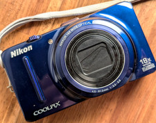 N MINT Nikon COOLPIX S9300