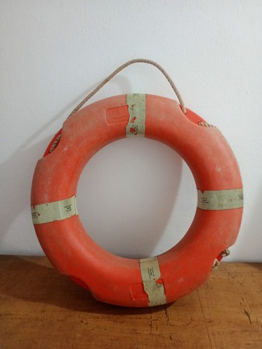 Salvagente anulare arancione