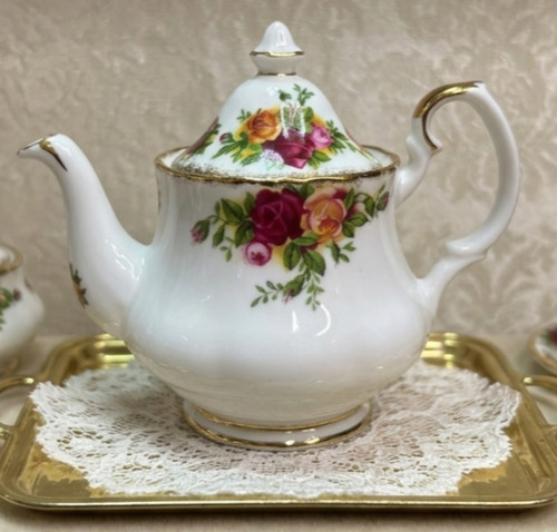 Vintage royal albert - royal,