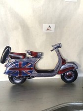 tabella design Vespa inglese classico scooter britannico look Vespa decorazione