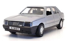 Modellino auto Polistil scala 1/43 05303 - Fiat Croma - Argento
