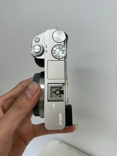 Fotocamera mirrorless sony - mirrorless,