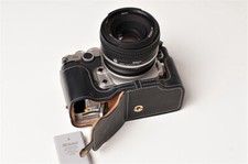 Nikon DF vera pelle mezza