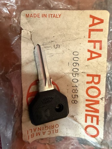 Chiave vergine alfa spider - chiave,