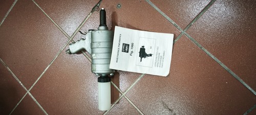 Rivettatrice pneumatica abc - rivettatrice,