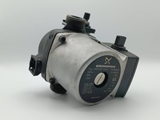 POMPA CIRCOLATORE GRUNDFOS UPS 15-60 CACA0 CON DISAREATORE