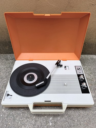 Giradischi portatile - , a