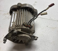 Motore Titan 840i, gruppo