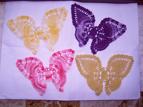 Farfalla farfallina centrino - farfalla,