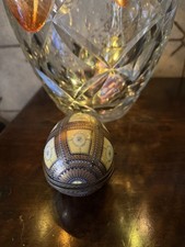 Uovo In Ceramica Royal Family