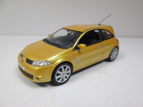 Renault megane ii - megane, jaune