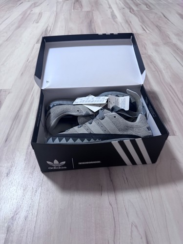 Taglia scarpe da quartiere - 8,