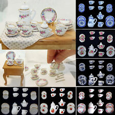 Set piatti tazze da tè in