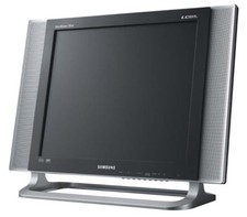 SAMSUNG Syncmaste 4:3 17"