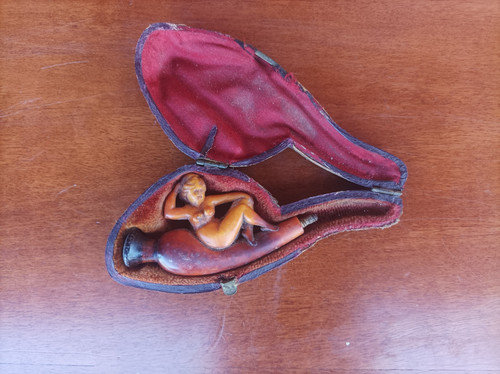 Ancienne pipe sculptée écume