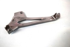 350111919GD STAFFA PEDANA ANTERIORE SINISTRA GRIGIO KAWASAKI ER5N 2000/2003