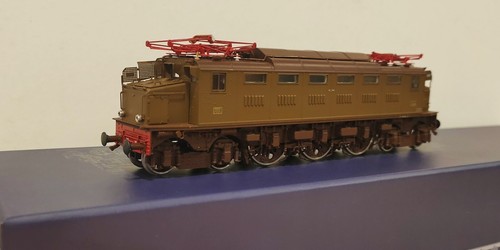 Vitrains 2703 locomotiva e - 2703,