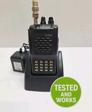 Yaesu Vertex VX-150 con caricatore