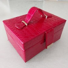 Beauty Case Avon portagioie Rosso 14x19x10cm