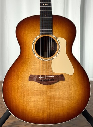 Taylor 714e gold - 714e, label