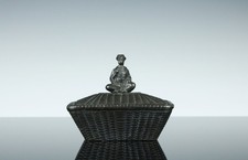 Scatola con coperchio in ferro di Berlino con cinesi 1840 circa Fer de Berlin ghisa artificiale in ferro