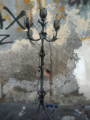 Antico candeliere ferro - in,