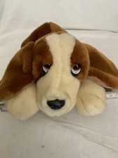FAO Schwarz cane Beagle peluche Marrone  sdraiato cucciolo m