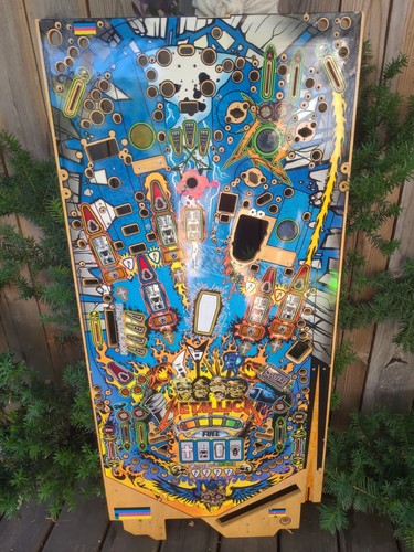 Metallica pinball machine - metallica,