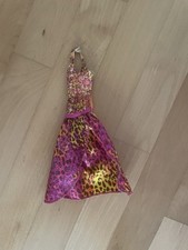 LOTTO VESTITI, ACCESSORI, MOBILI PER LA BARBIE + BARBIE