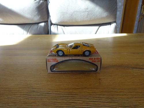 Mebetoys lamborghini - 20,