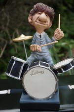 841.602 FIGURINE RINGO STARR