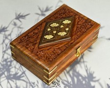 Scatola in legno in ottone