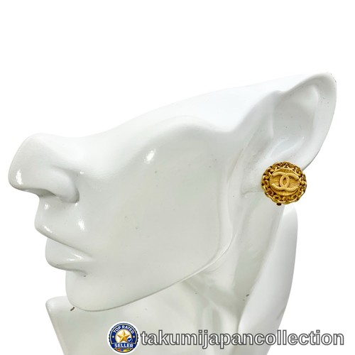 Chanel coco mark round gold - mark,
