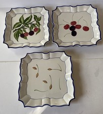 Vintage ~ Vertri dipinti a mano ~ Italia ~ Ciliegie scomparse ~ Set di 3 piatti